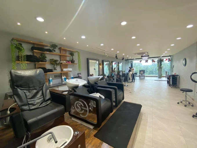 EOS UNISEX SALON